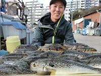 ふぐ釣り絶好調です！！