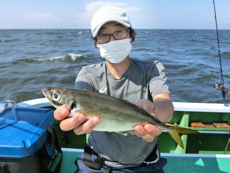 中型アジ入れ食いです！！3枚目