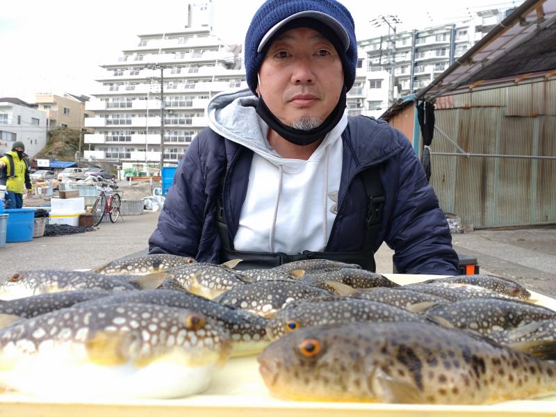 ふぐ釣り好調です 釣り船 鴨居大室 一郎丸 東京湾 神奈川県 横須賀 三浦