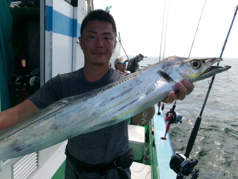 タチウオアジリレー1枚目