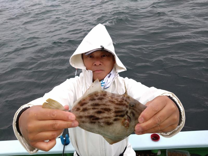 カワハギ釣り1枚目