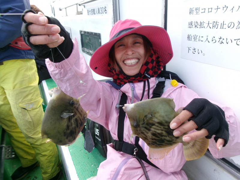 カワハギ釣り好調です！！4枚目