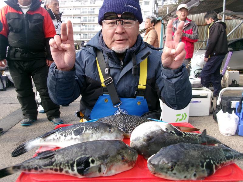 トラフグ釣り1枚目