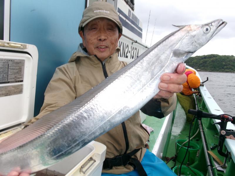 タチウオアジリレー釣り出船再開します。1枚目