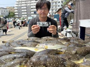ふぐ釣り好調です！！