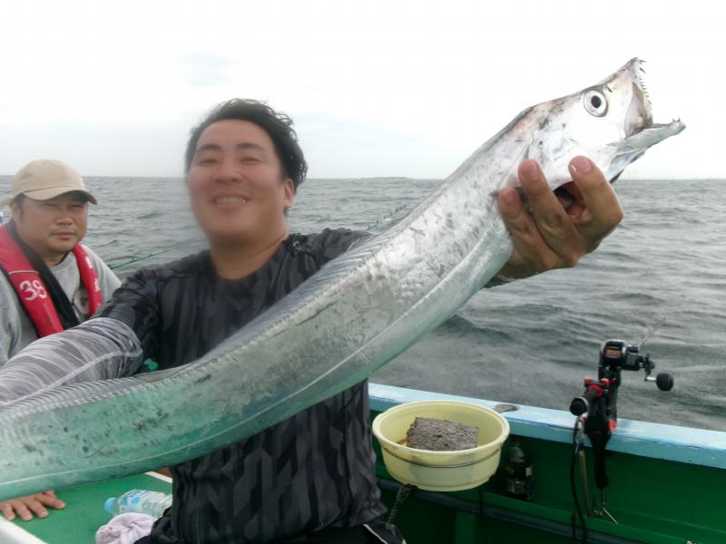 タチウオアジリレー1枚目