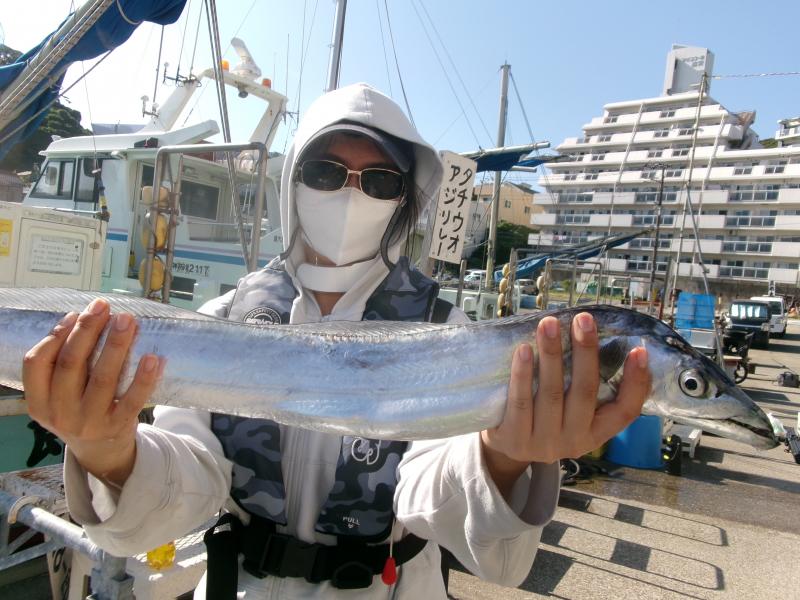 タチウオアジリレー1枚目