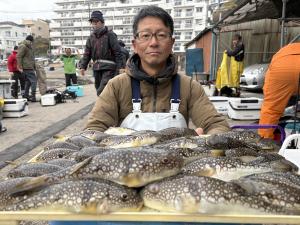 ふぐ釣り好調です！！