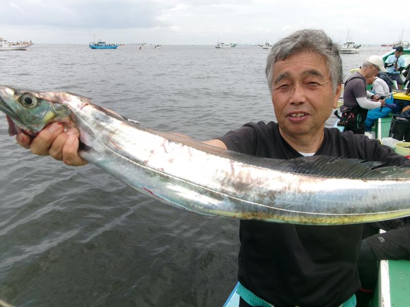 タチウオアジリレー釣り2枚目