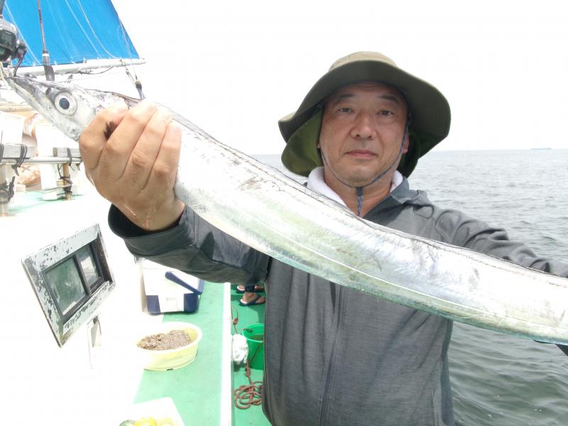 タチウオアジリレー釣り2枚目