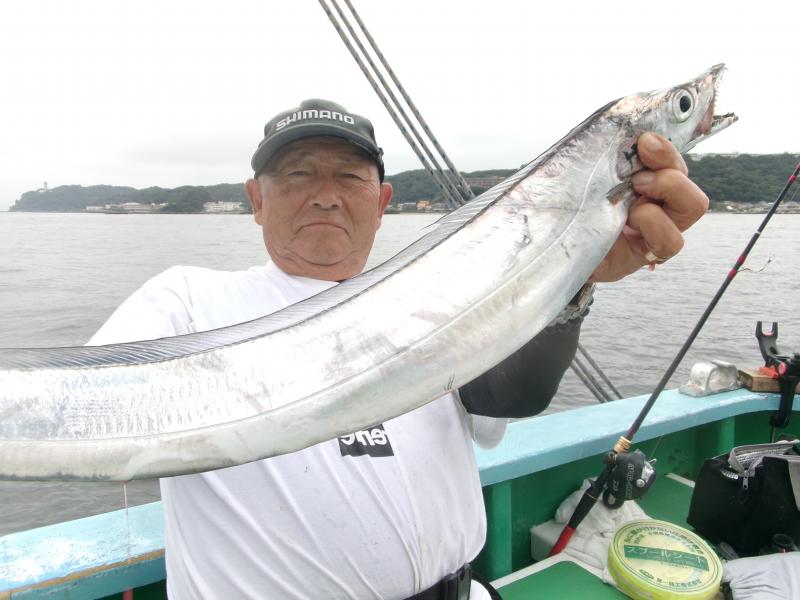 タチウオアジリレー釣り2枚目