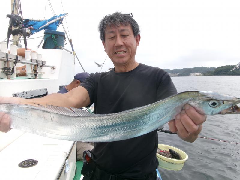 タチウオアジリレー釣り3枚目