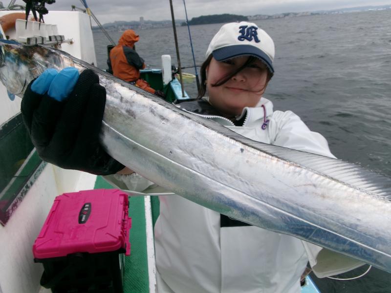 タチウオアジリレー釣り2枚目