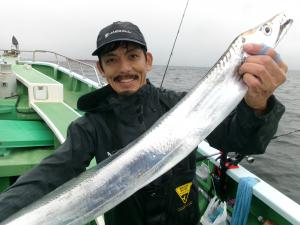 タチウオアジリレー釣り