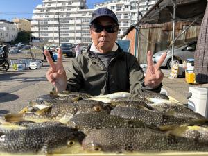 ふぐ釣り好調です！！