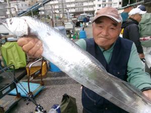 タチウオアジリレー釣り